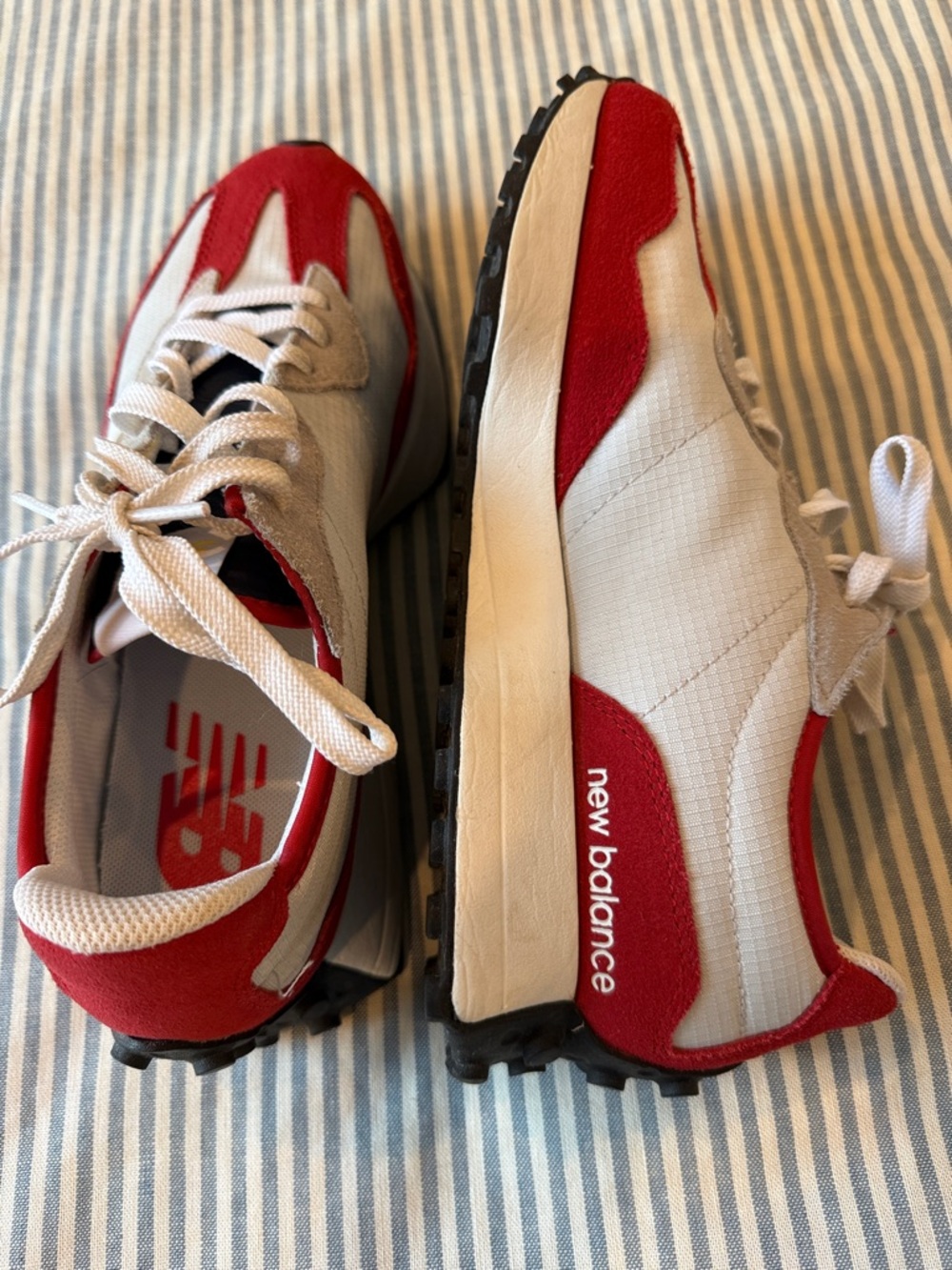 New Balance 327 Men's Red White and Blue Retro Runner Sneakers - Picture 5 of 7